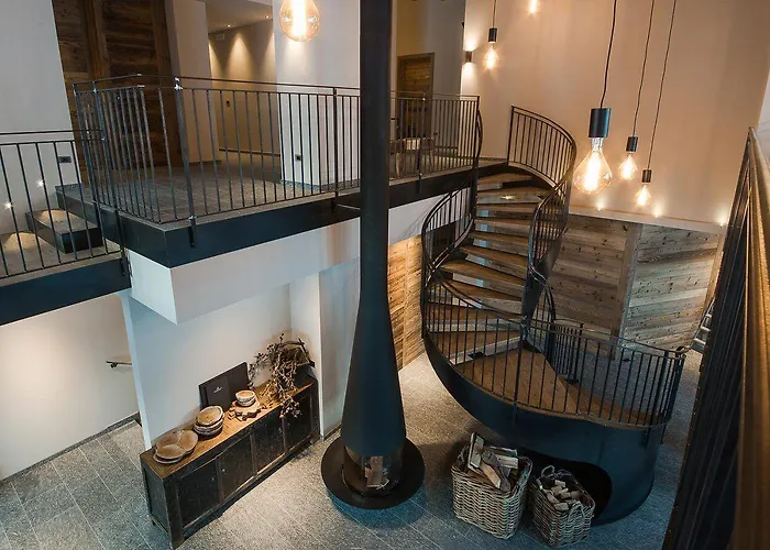 Sunny Valley Mountain