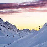 Sunny Valley Mountain 5* Bormio