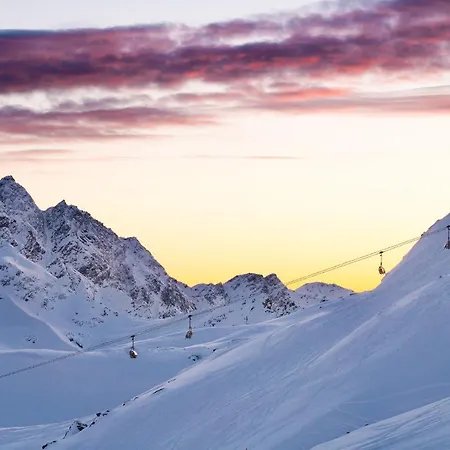 Sunny Valley Mountain 5* 博尔米奥